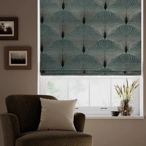 https://onlineblindz.co.uk/hub/blinds/roman-blind/kai-greenwich-roman-blind-1.webp