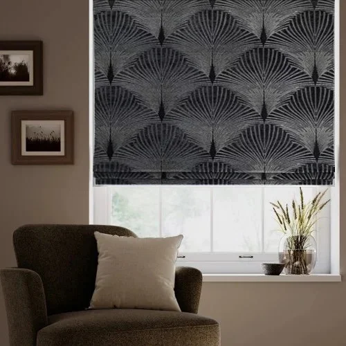 https://onlineblindz.co.uk/hub/blinds/roman-blind/kai-rikers-roman-blind-1.webp