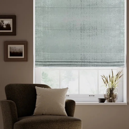 https://onlineblindz.co.uk/hub/blinds/roman-blind/lana-silver-roman-blind-1.webp
