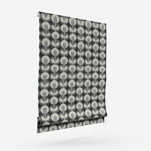 https://onlineblindz.co.uk/hub/blinds/roman-blind/lark-cool-grey-roman-blind-3.webp
