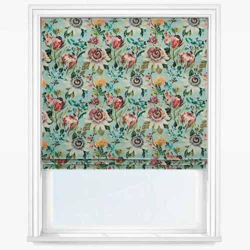 https://onlineblindz.co.uk/hub/blinds/roman-blind/liv-mineral-roman-blind-2.webp