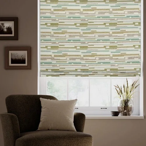 https://onlineblindz.co.uk/hub/blinds/roman-blind/lorelei-pampas-roman-blind-1.webp