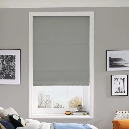 https://onlineblindz.co.uk/hub/blinds/roman-blind/loretta-shimmer-roman-blind-1.webp