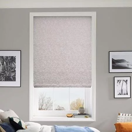 https://onlineblindz.co.uk/hub/blinds/roman-blind/lucia-heather-roman-blind-1.webp