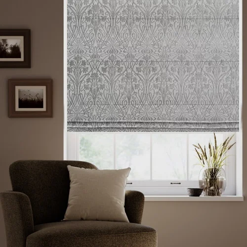 https://onlineblindz.co.uk/hub/blinds/roman-blind/meredith-flint-roman-blind-1.webp