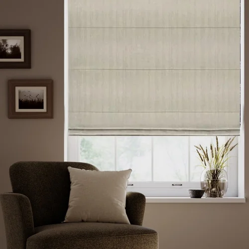 https://onlineblindz.co.uk/hub/blinds/roman-blind/milou-putty-roman-blind-1.webp