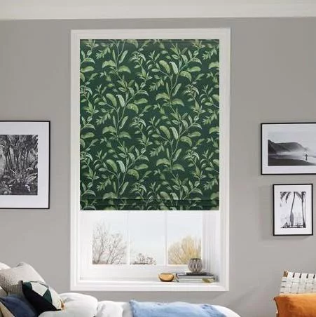 https://onlineblindz.co.uk/hub/blinds/roman-blind/minette-pine-roman-blind-1.webp