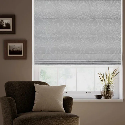 https://onlineblindz.co.uk/hub/blinds/roman-blind/nerissa-silver-roman-blind-1.webp