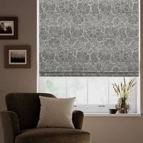 https://onlineblindz.co.uk/hub/blinds/roman-blind/nessa-peppercorn-roman-blind-1.webp