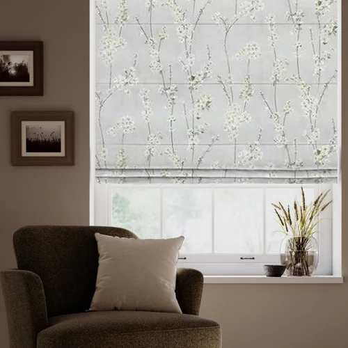 https://onlineblindz.co.uk/hub/blinds/roman-blind/primrose-pebble-roman-blind-1.webp