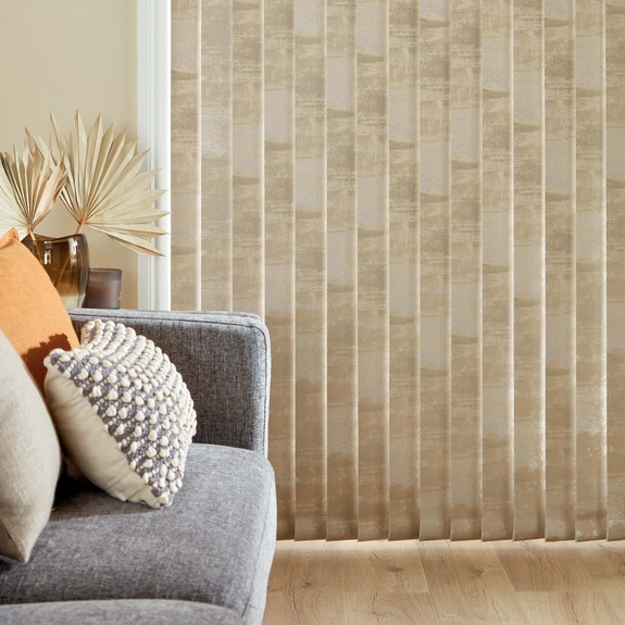 https://onlineblindz.co.uk/hub/blinds/vertical-blind/argent-blackout-gold-vertical-blind-4.webp