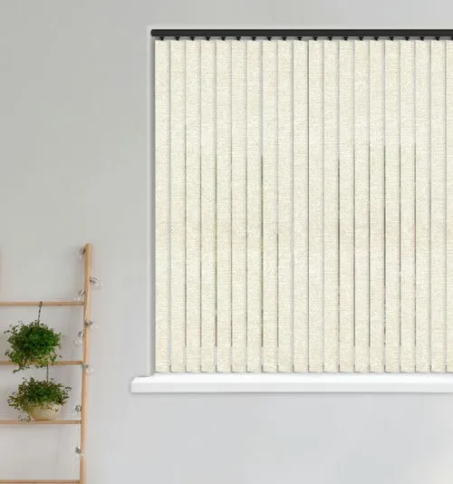 https://onlineblindz.co.uk/hub/blinds/vertical-blind/clio-whistler-white-vertical-blind-1.webp